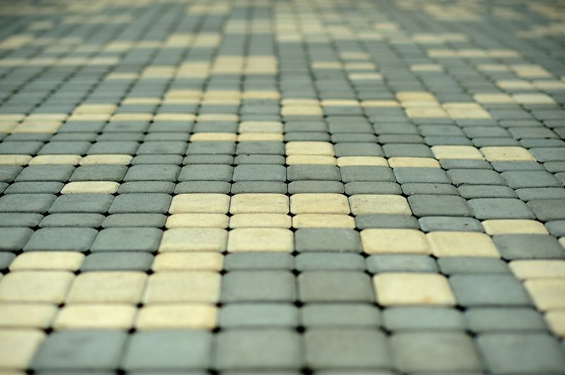 Paver pattern with contrasting colors