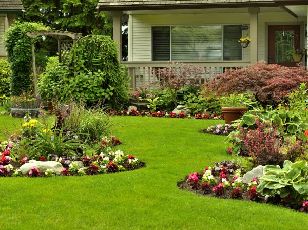 Flower Garden Planting in Ankeny